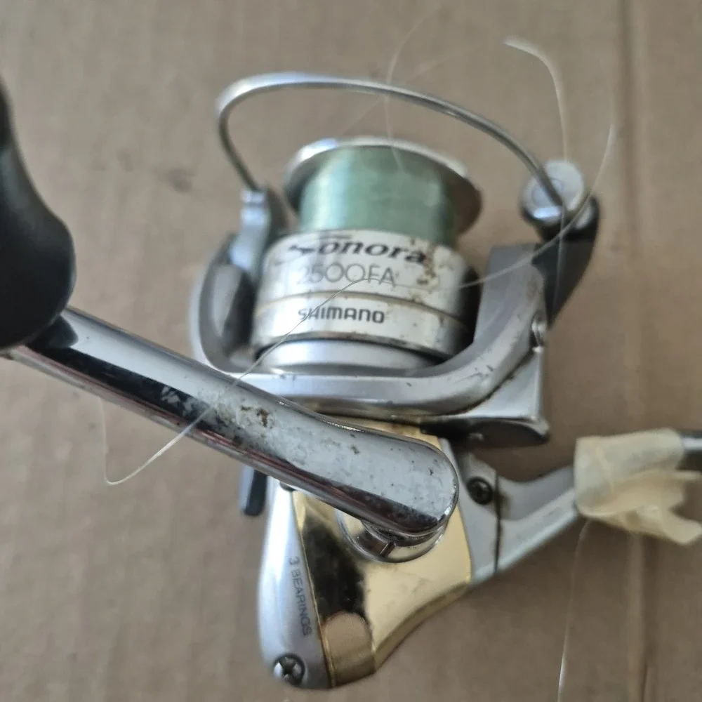 Shimano Sonora 2500FA Spinning Reel 3BB 5.2:1 Front Drag Right Anti-Reverse